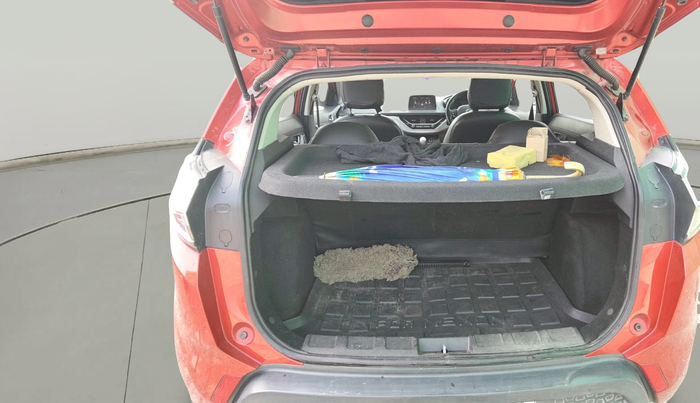 2018 Tata NEXON XZ PETROL, Petrol, Manual, 73,090 km, exterior