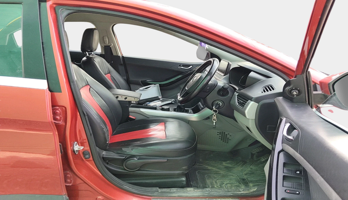 2018 Tata NEXON XZ PETROL, Petrol, Manual, 73,090 km, interior