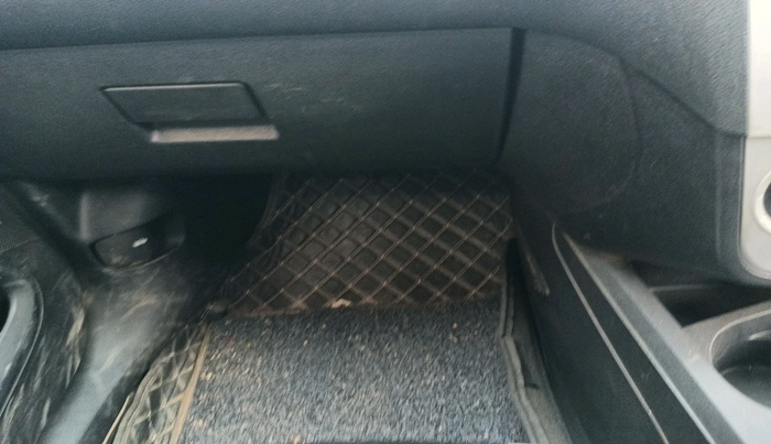 2012 Ford Figo TITANIUM 1.4 DIESEL, Diesel, Manual, 1,31,826 km, interior