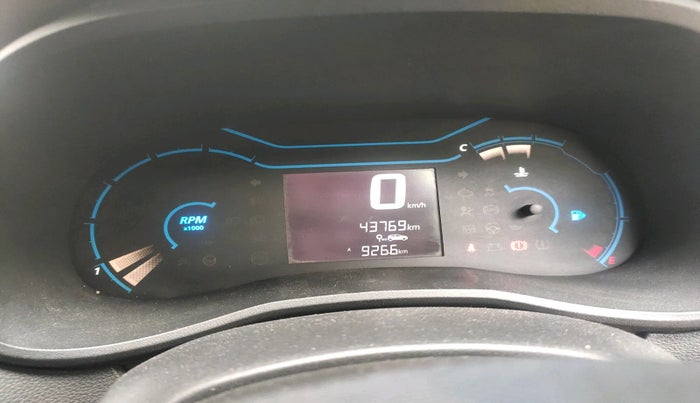 2021 Renault Kwid CLIMBER 1.0 (O), Petrol, Manual, 43,769 km, interior