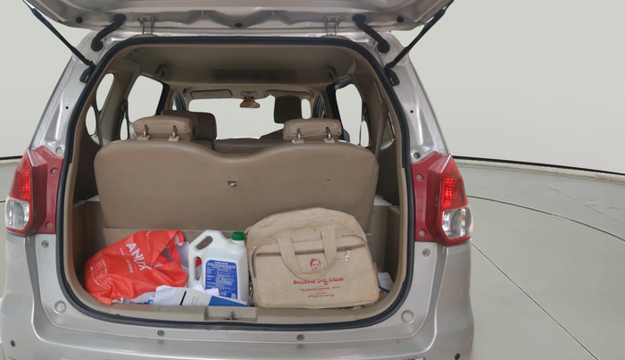 2015 Maruti Ertiga ZDI, Diesel, Manual, 2,69,718 km, exterior