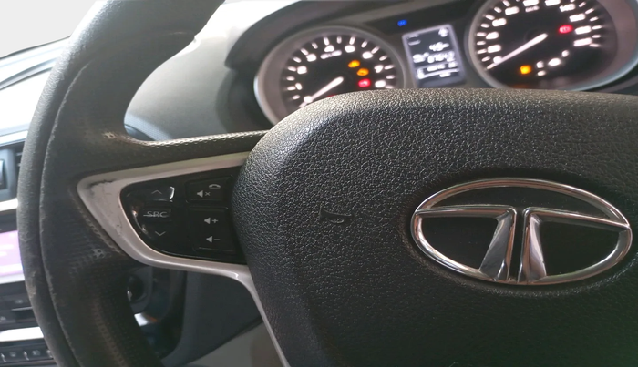 2016 Tata Tiago XZ PETROL, Petrol, Manual, 87,643 km, interior