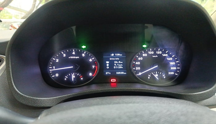 2017 Hyundai Verna 1.6 VTVT SX O, Petrol, Manual, 32,535 km, interior