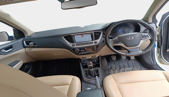 2017 Hyundai Verna 1.6 VTVT SX O, Petrol, Manual, 32,535 km, interior