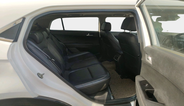 2018 Hyundai Creta SX (O) 1.6 DIESEL, Diesel, Manual, 1,58,000 km, interior