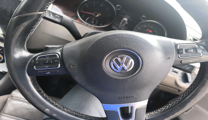 2010 Volkswagen Passat 1.8L TSI, Petrol, Manual, 1,05,659 km, interior