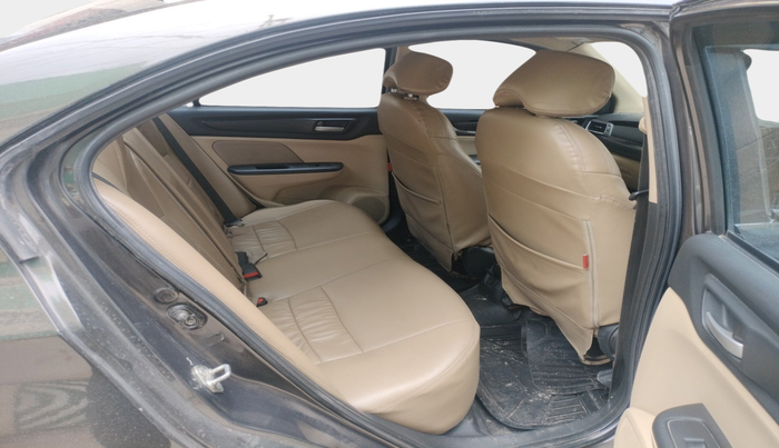 2019 Honda Amaze 1.5L I-DTEC VX CVT, Diesel, Automatic, 94,117 km, interior