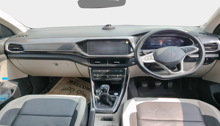 2022 Volkswagen TAIGUN TOPLINE 1.0 TSI MT, Petrol, Manual, 61,604 km, interior