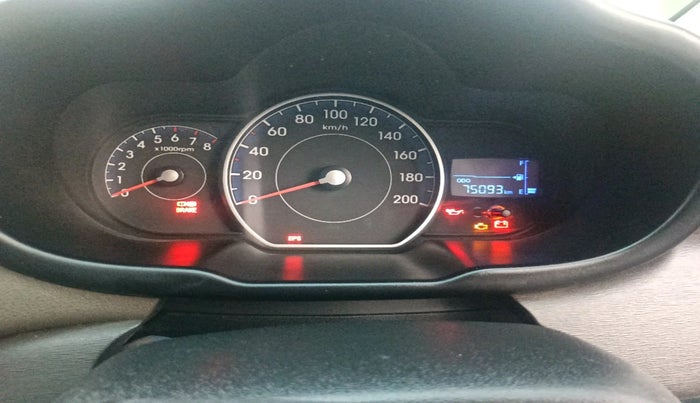 2015 Hyundai i10 SPORTZ 1.1, Petrol, Manual, 75,093 km, interior