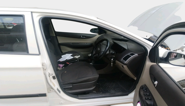 2011 Hyundai i20 SPORTZ 1.4 CRDI, Diesel, Manual, 1,29,331 km, interior