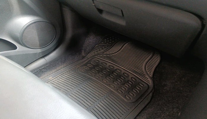 2010 Maruti Ritz VXI, Petrol, Manual, 51,894 km, interior