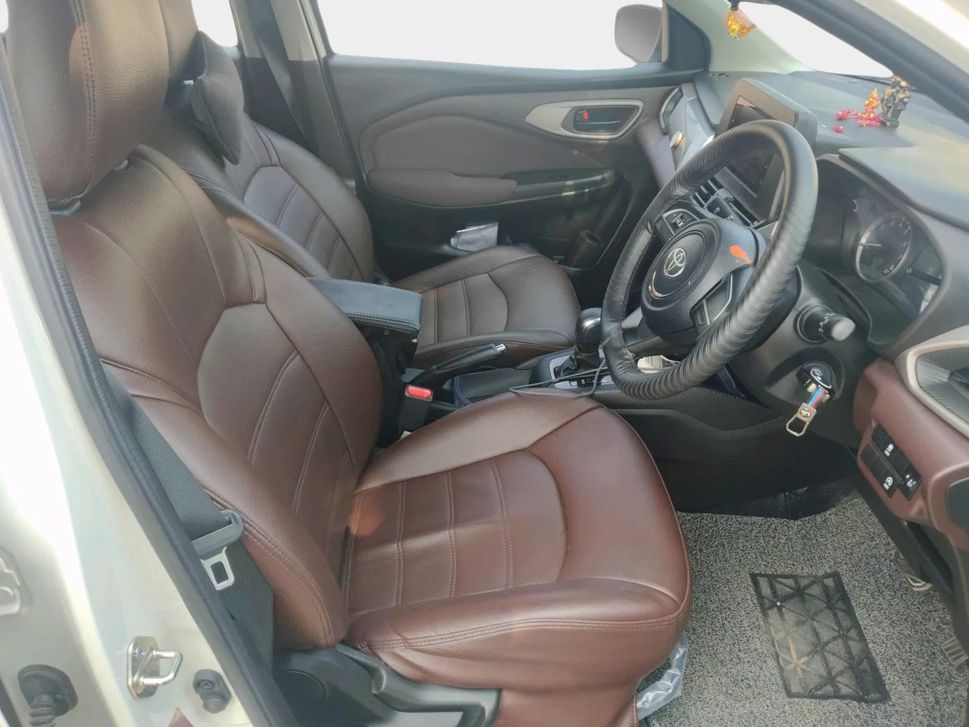 2024 Toyota Urban Cruiser Taisor S Plus 1.2 Petrol AMT, Petrol, Automatic, 29,000 km, interior