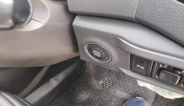 2017 Maruti Vitara Brezza ZDI PLUS, Diesel, Manual, 1,47,588 km, interior