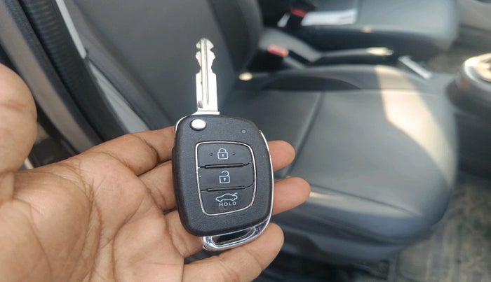 2024 Hyundai GRAND I10 NIOS SPORTZ AMT 1.2 KAPPA VTVT, Petrol, Automatic, 11,155 km, interior