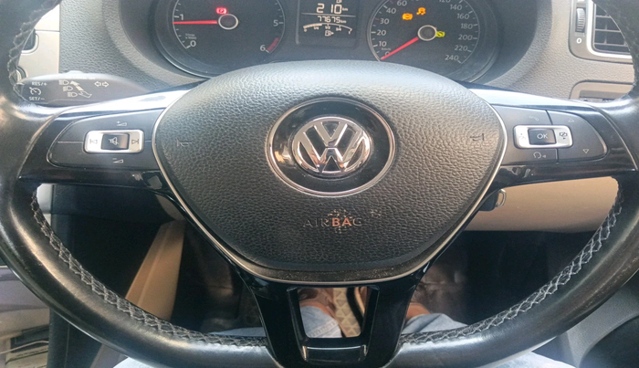 2018 Volkswagen Ameo HIGHLINE PLUS 1.5L AT 16 ALLOY, Diesel, Automatic, 77,675 km, interior