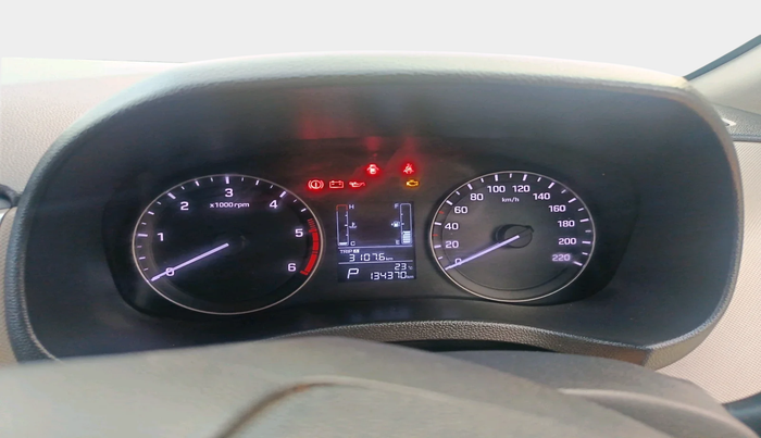 2017 Hyundai Creta SX PLUS AT 1.6 DIESEL, Diesel, Automatic, 1,34,370 km, interior