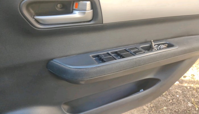 2010 Maruti Swift VDI, Diesel, Manual, 1,36,540 km, interior