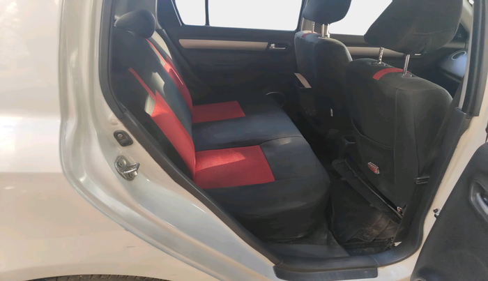 2010 Maruti Swift VDI, Diesel, Manual, 1,36,540 km, interior