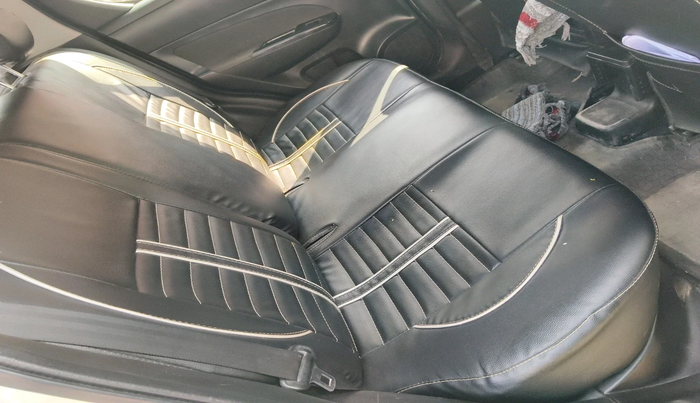 2015 Maruti Swift VXI, Petrol, Manual, 1,11,371 km, interior