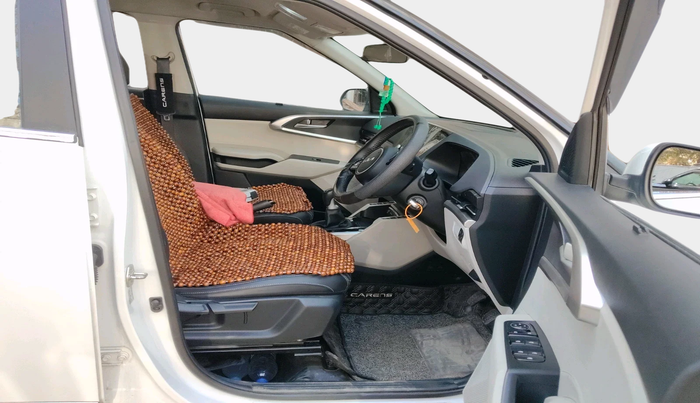 2024 KIA CARENS PRESTIGE 1.5 PETROL 7 STR, Petrol, Manual, 29,098 km, interior