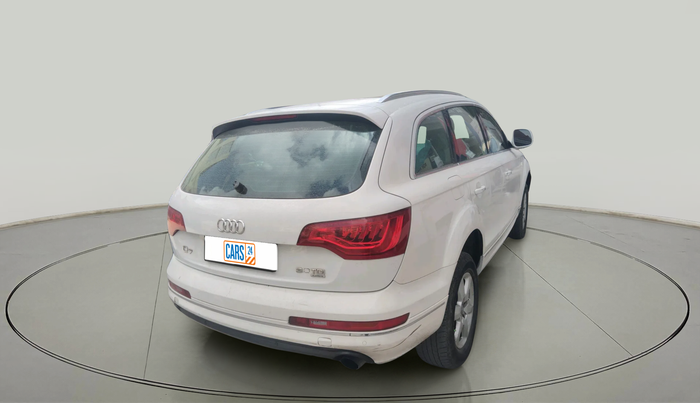 2011 Audi Q7 3.0 TDI QUATTRO, Diesel, Automatic, 1,82,387 km, exterior