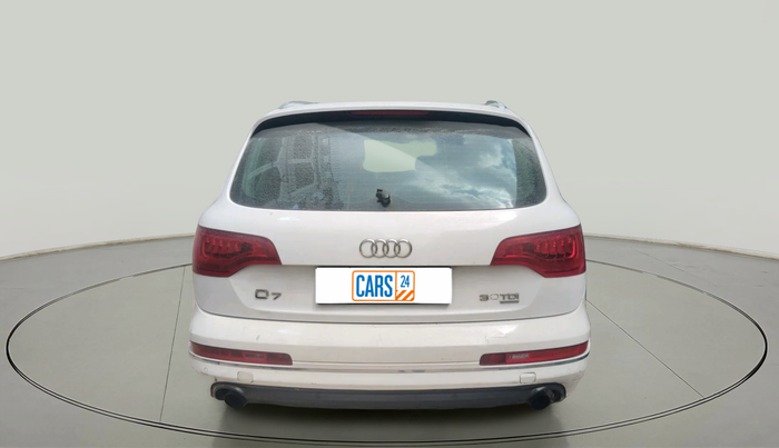 2011 Audi Q7 3.0 TDI QUATTRO, Diesel, Automatic, 1,82,387 km, exterior