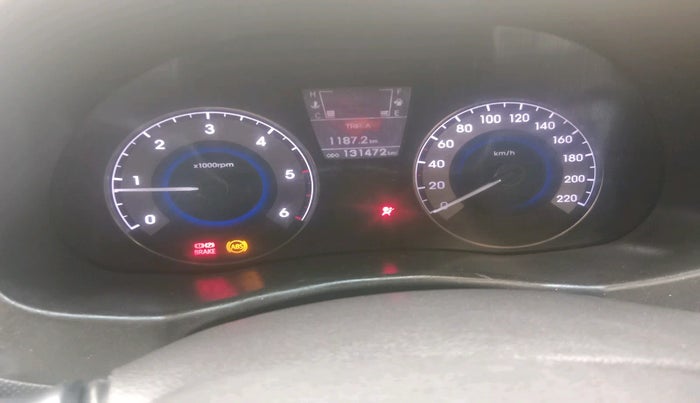 2012 Hyundai Verna FLUIDIC 1.6 CRDI SX, Diesel, Manual, 1,31,472 km, interior