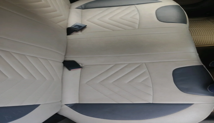 2011 Hyundai i10 MAGNA 1.2, Petrol, Manual, 88,384 km, interior