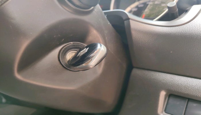 2021 Maruti Swift VXI, Petrol, Manual, 87,824 km, interior