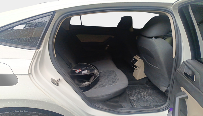 2022 Skoda SLAVIA AMBITION 1.0L TSI AT, Petrol, Automatic, 46,810 km, interior