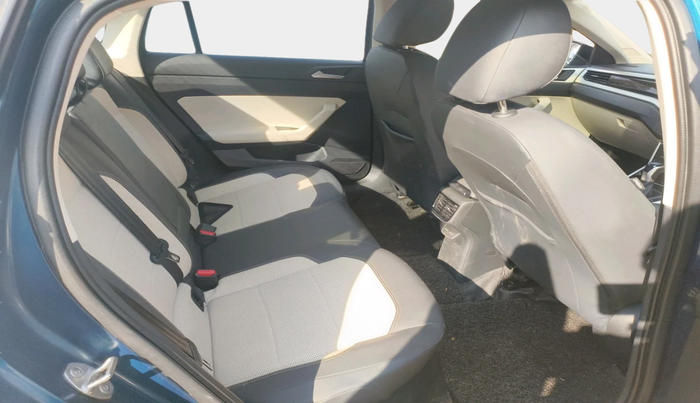 2024 Volkswagen VIRTUS TOPLINE TSI 1.0 AT, Petrol, Automatic, 13,490 km, interior