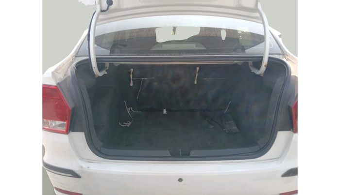 2018 Volkswagen Ameo COMFORTLINE 1.0L, Petrol, Manual, 77,750 km, exterior