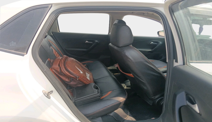 2018 Volkswagen Ameo COMFORTLINE 1.0L, Petrol, Manual, 77,750 km, interior