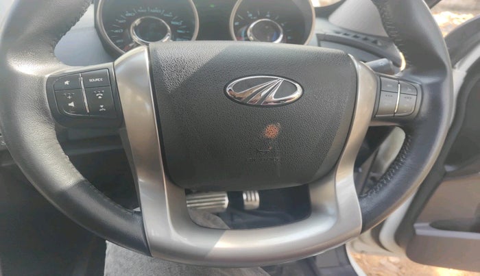 2021 Mahindra XUV500 W11 AT, Diesel, Automatic, 93,475 km, interior