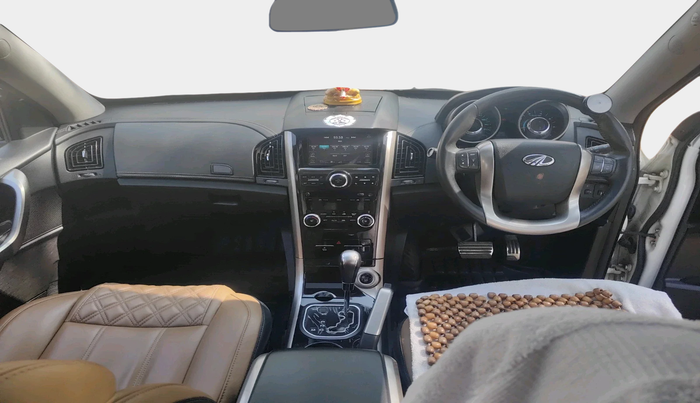 2021 Mahindra XUV500 W11 AT, Diesel, Automatic, 93,475 km, interior