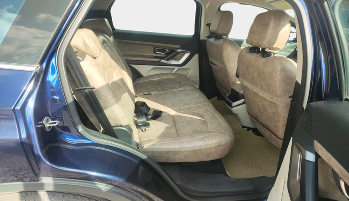2021 Tata Safari XT, Diesel, Manual, 46,327 km, interior