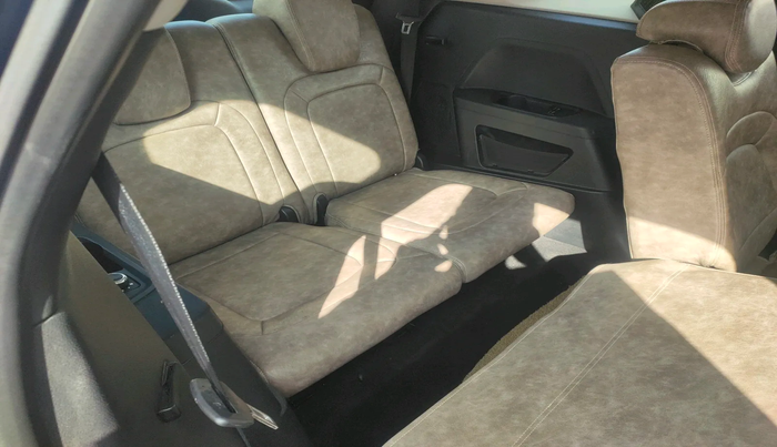 2021 Tata Safari XT, Diesel, Manual, 46,327 km, interior