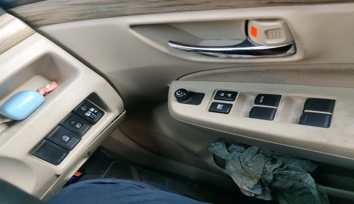 2019 Maruti Ciaz DELTA 1.5 SHVS MT PETROL, Petrol, Manual, 50,654 km, interior