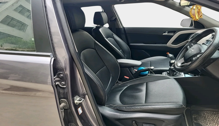 2018 Hyundai Creta SX (O) 1.6 DIESEL, Diesel, Manual, 2,02,615 km, interior