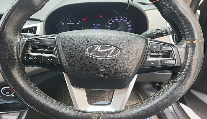2018 Hyundai Creta SX (O) 1.6 DIESEL, Diesel, Manual, 2,02,615 km, interior