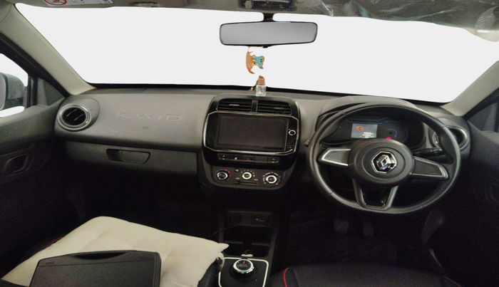 2022 Renault Kwid RXT 1.0 AMT (O), Petrol, Automatic, 14,565 km, interior