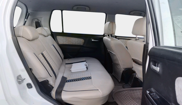 2017 Maruti Wagon R 1.0 VXI, Petrol, Manual, 56,134 km, interior