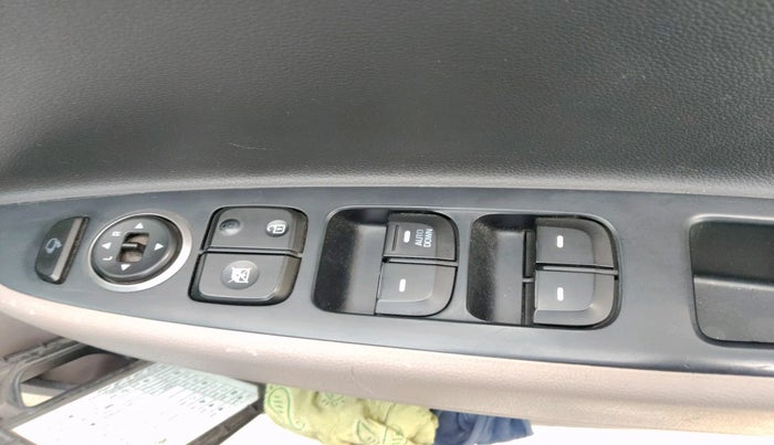 2017 Hyundai Grand i10 ASTA 1.2 KAPPA VTVT, Petrol, Manual, 47,832 km, interior