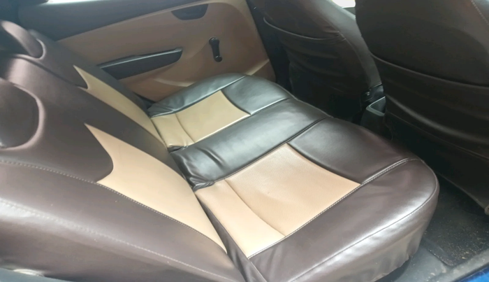 2013 Hyundai Eon ERA + LPG, Petrol, Manual, 1,14,315 km, interior