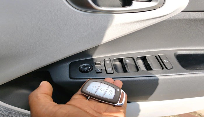 2024 Hyundai GRAND I10 NIOS ASTA AMT 1.2 KAPPA VTVT, Petrol, Automatic, 7,238 km, interior