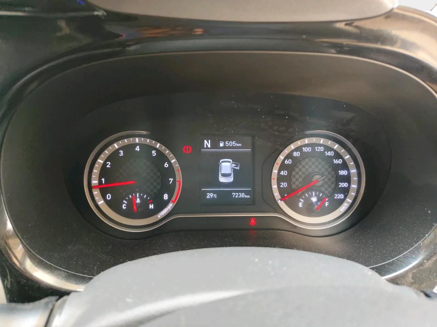 2024 Hyundai GRAND I10 NIOS ASTA AMT 1.2 KAPPA VTVT, Petrol, Automatic, 7,238 km, interior