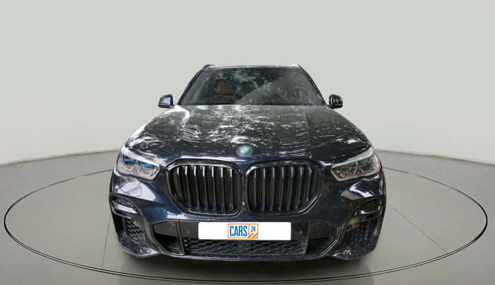 2022 BMW X5  xDrive 30d M Sport, Diesel, Automatic, 69,833 km, exterior