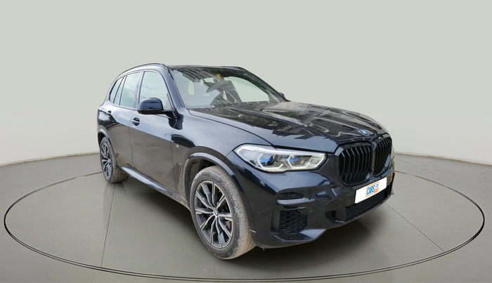 2022 BMW X5  xDrive 30d M Sport, Diesel, Automatic, 69,833 km, exterior
