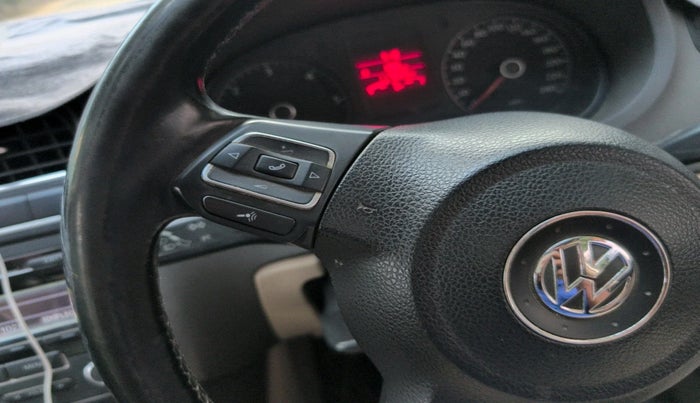 2011 Volkswagen Vento HIGHLINE DIESEL 1.6, Diesel, Manual, 1,17,635 km, interior