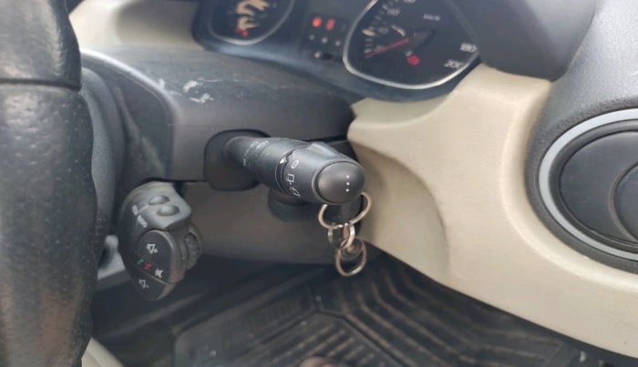 2012 Renault Duster 110 PS RXZ DIESEL, Diesel, Manual, 1,23,372 km, interior